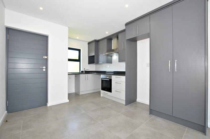 To Let 2 Bedroom Property for Rent in Plumstead Western Cape
